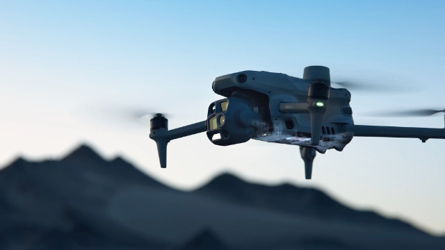 ソーラーパネル点検